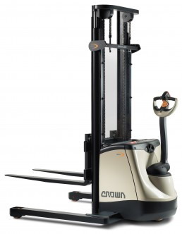 美國科朗(CROWN)SX 3000N 1.35全自動(dòng)堆高機(jī)